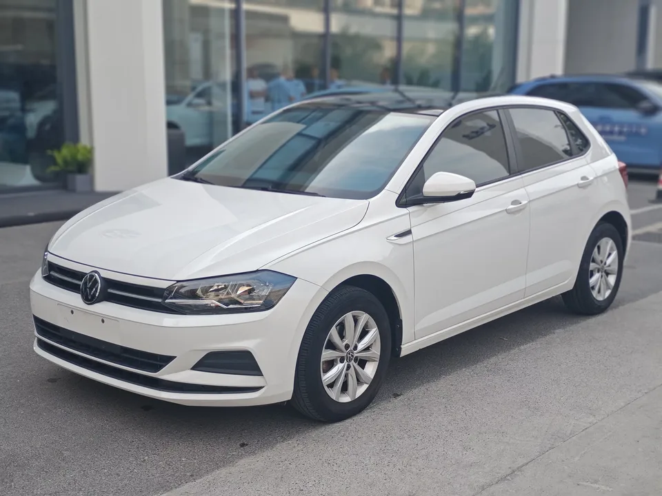 Volkswagen Polo Polo 2021 Plus 1.5L Automatic Colorful Technology Edition 2022 — photo 1, buy with delivery to Moscow