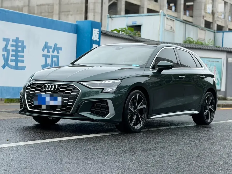 Audi A3 Audi A3 2022 Sportback 35 TFSI Stylish and sporty 2022 — photo 1, buy with delivery to Moscow