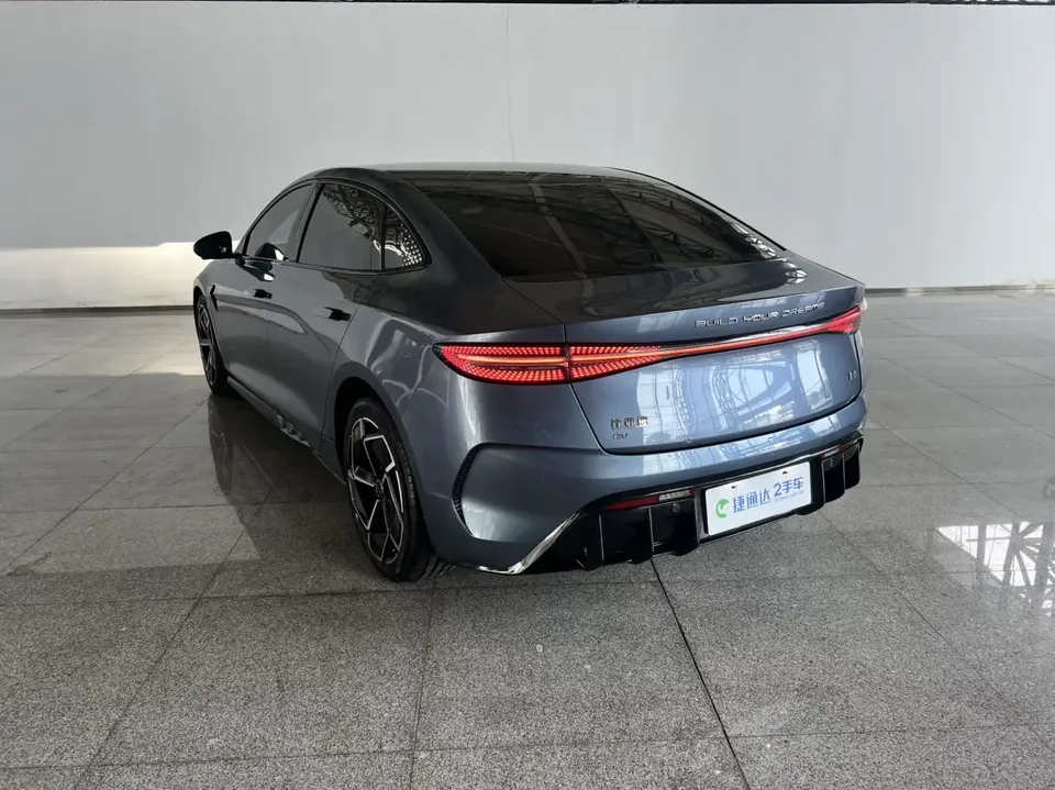 BYD Seal seal 2022 700KM long range rear-wheel drive version 2022 — thumbnail 2
