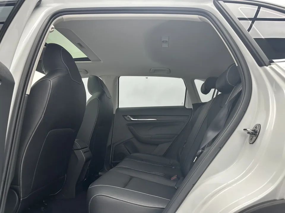 Skoda Comek Comek 2023 Modified 1.5L Automatic Comfort Edition 2024 — thumbnail 5