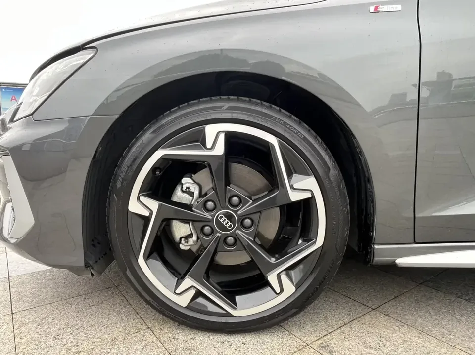 Audi A3 Audi A3 2023 Sportback 35 TFSI facelift: Luxury and elegant version 2023 — thumbnail 3