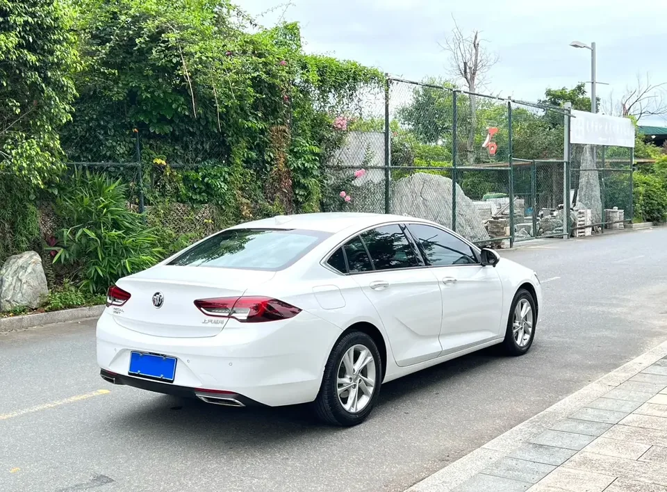 Buick Majesty Majesty 2022 552T Smart 2022 — миниатюра 2
