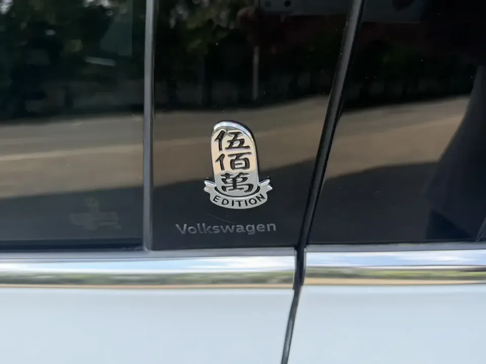 Volkswagen Lavida Lavida 2023 1.5L Automatic 5 Million Edition 2022 — миниатюра 4