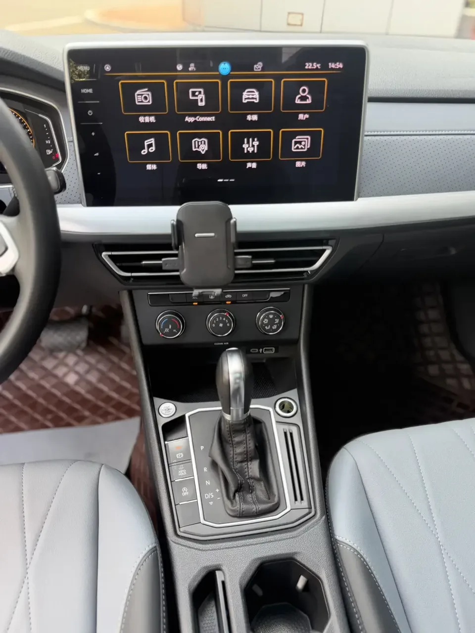 Volkswagen Lavida Lavida 2023 1.5L Automatic 5 Million Edition 2022 — миниатюра 5