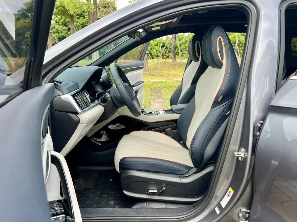 BYD Song PLUS DM Song PLUS DM 2021 DM-i 51KM 2WD Premium Edition 2022 — thumbnail 5
