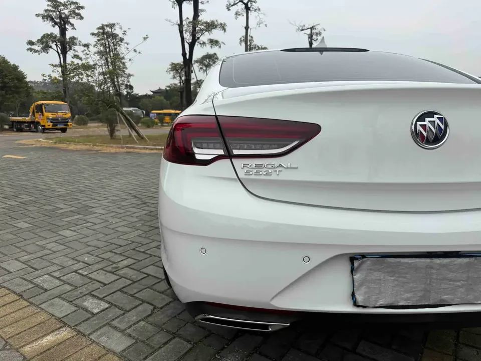 Buick Majesty Majesty 2022 552T Smart 2023 — thumbnail 4