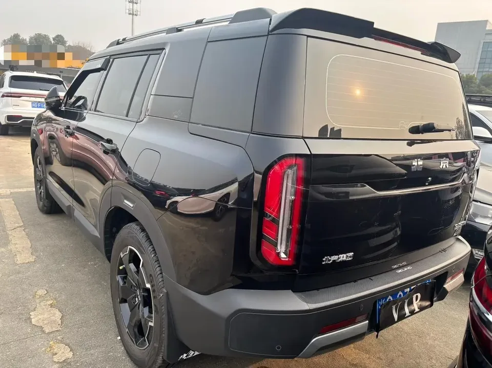 BAIC Beijing Off-road BJ30 Beijing Off-road BJ30 2024 1.5T DCT 2WD Light Wild Air Edition 2024 — миниатюра 2