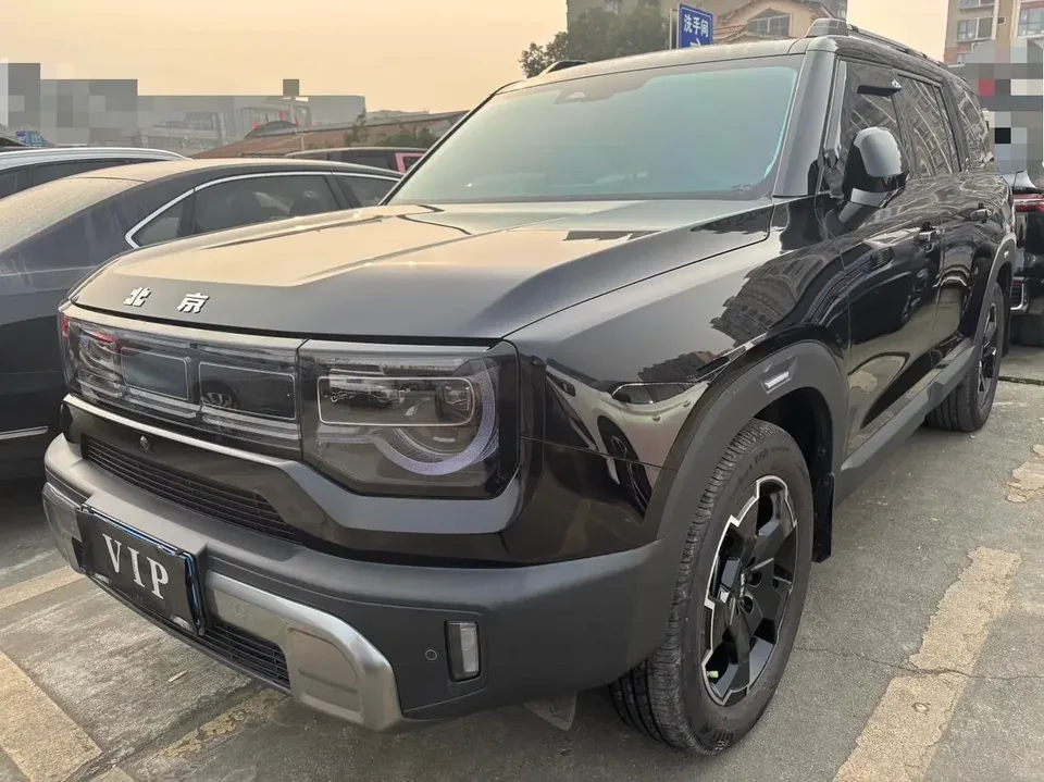 BAIC Beijing Off-road BJ30 Beijing Off-road BJ30 2024 1.5T DCT 2WD Light Wild Air Edition 2024 — фото 1, купить с доставкой в Москву
