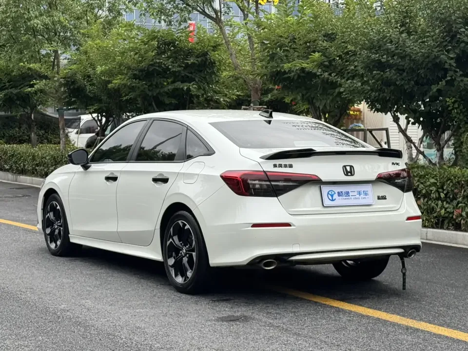 Honda CIVIC Civic 2022 240TURBO CVT Fuel Edition 2024 — thumbnail 2