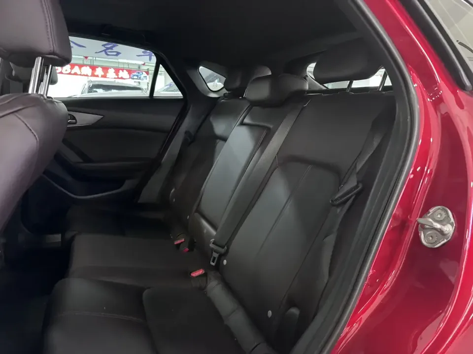 Mazda CX-4 Mazda CX-4 2021 2.0L 2WD Blue Sky Premium Edition 2023 — thumbnail 5