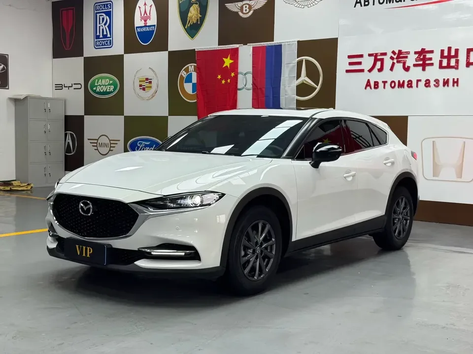 Mazda CX-4 Mazda CX-4 2021 2.0L 2WD Blue Sky Explorer Edition 2023 — photo 1, buy with delivery to Moscow