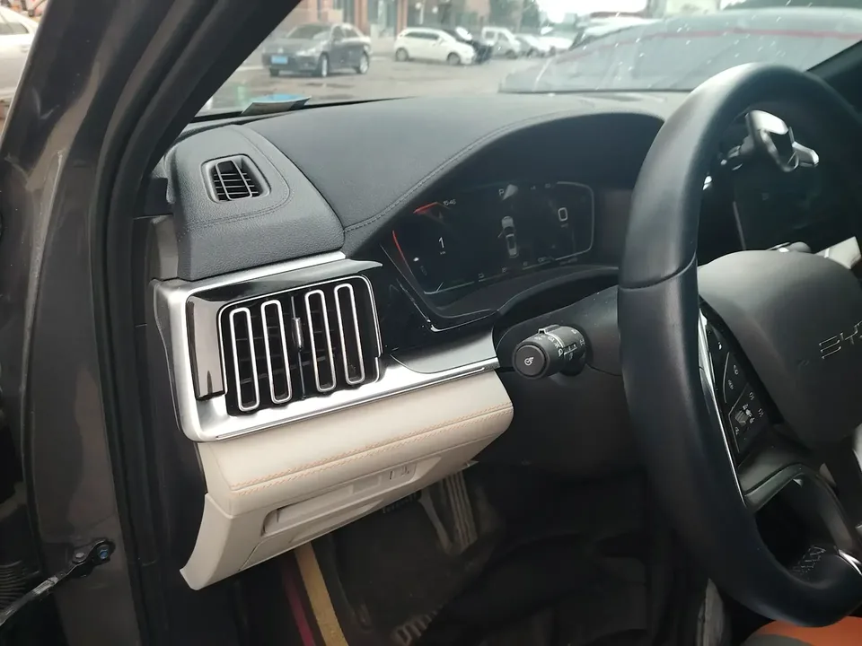 BYD Song PLUS DM Song PLUS DM 2023 DM-i Champion Edition 110KM Flagship PLUS 2023 — thumbnail 4