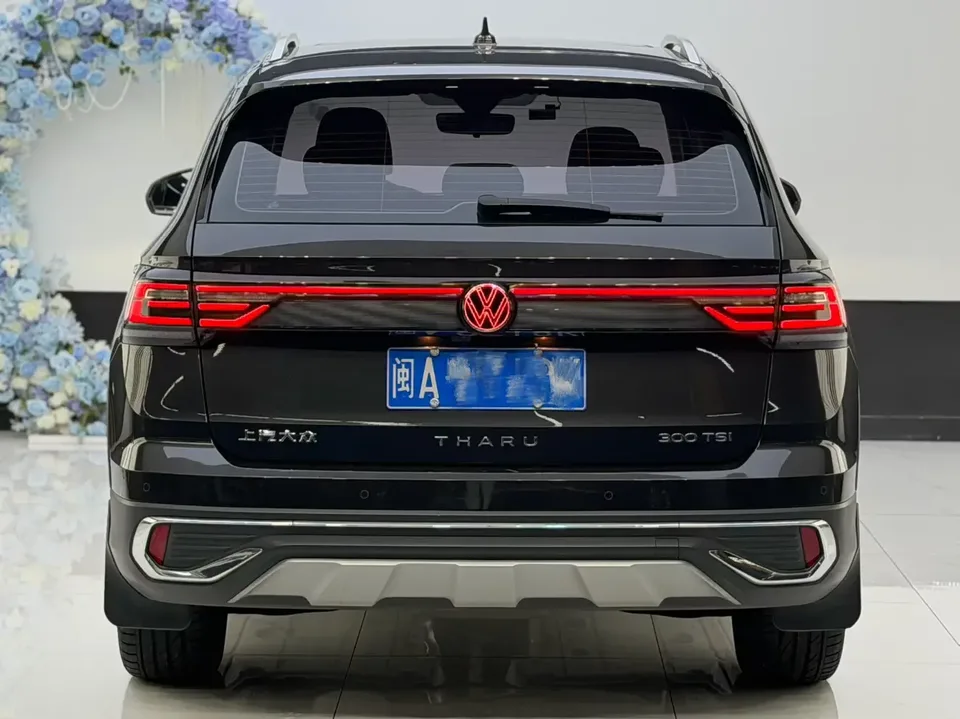 Volkswagen Tharu tuyue 2023 300TSI 2WD Full Moon Edition 2024 — thumbnail 2