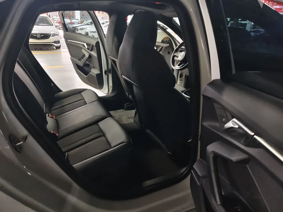 Audi A3 Audi A3 2022 A3L Limousine 35 TFSI Stylish Sports 2022 — thumbnail 4