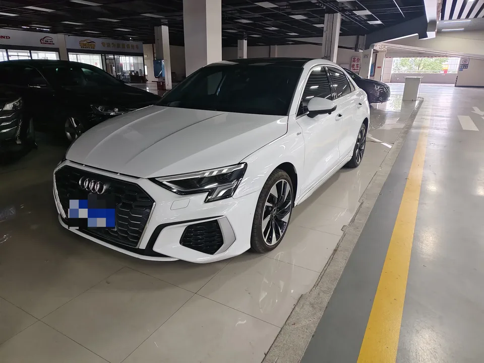 Audi A3 Audi A3 2022 A3L Limousine 35 TFSI Stylish Sports 2022 — photo 1, buy with delivery to Moscow