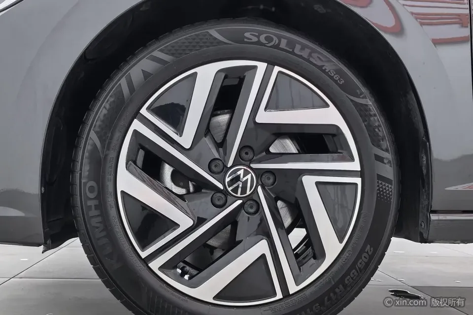 Volkswagen Sagitar Sagitar 2025 Modified 300TSI DSG Beyond Edition 2025 — thumbnail 3