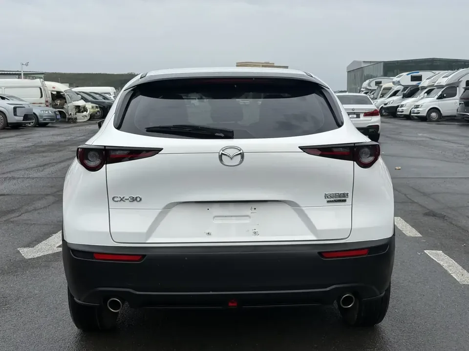 Mazda CX-30 Mazda CX-30 2021 2.0L Automatic Elegance 2022 — thumbnail 2