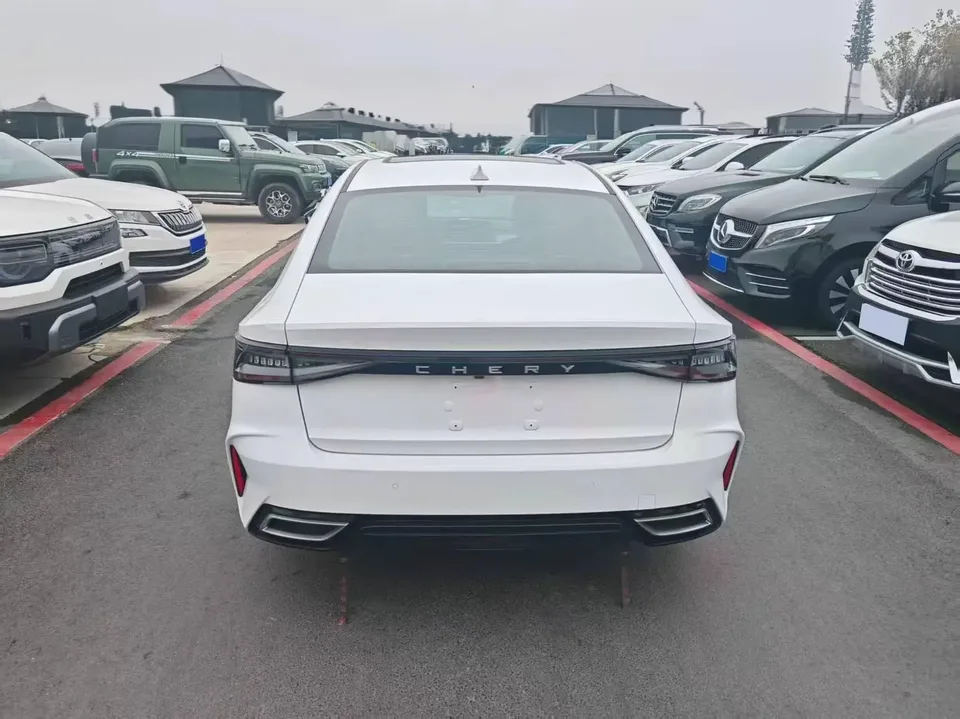 Chery Arrizo 8 Arrizo 8 2022 1.6TGDI DCT 2024 — thumbnail 2