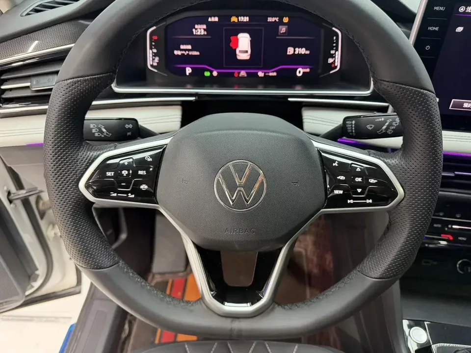 Volkswagen Tiguan L Tiguan L 2023 280TSI Limited Edition 2023 — thumbnail 3