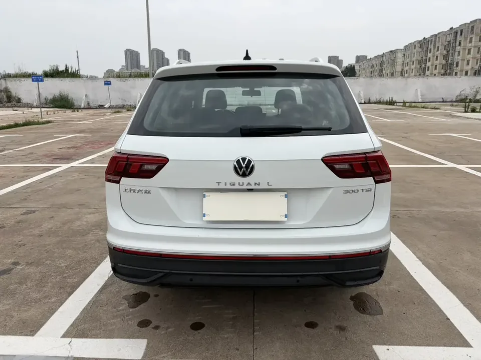 Volkswagen Tiguan L Tiguan L 2024 Outstanding 300TSI 2WD Longteng Edition 2024 — thumbnail 2