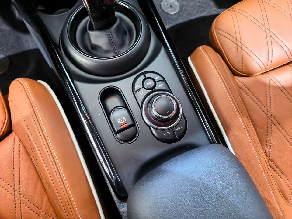 MINI Clubman MINI CLUBMAN 2022 1.5T COOPER Connoisseur 2022 — thumbnail 3
