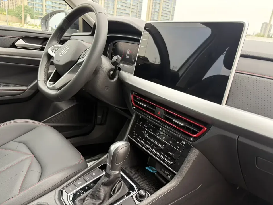 Volkswagen Lavida Lavida 2024 300TSI DSG Starry Sky Leading Edition 2024 — thumbnail 4