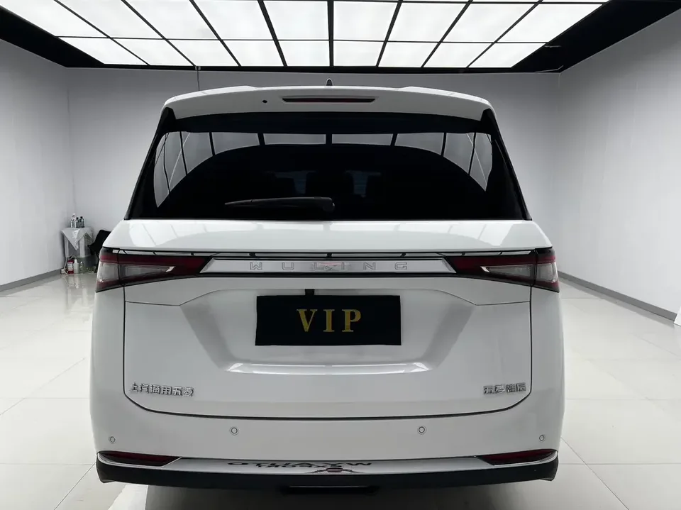 Wuling Jiachen Wuling Jiachen 2022 1.5T CVT Premium Flagship Model 2022 — thumbnail 2