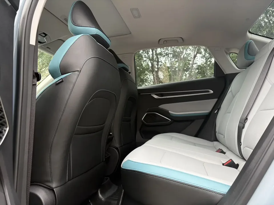 Geely Emgrand emgrand 2023 4th Generation Champion Edition 1.5L CVT Flagship Model 2023 — thumbnail 3