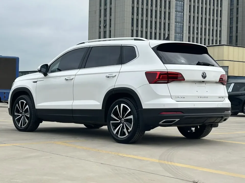 Volkswagen Tharu tuyue 2022 280TSI 2WD Deluxe Edition 2023 — thumbnail 2