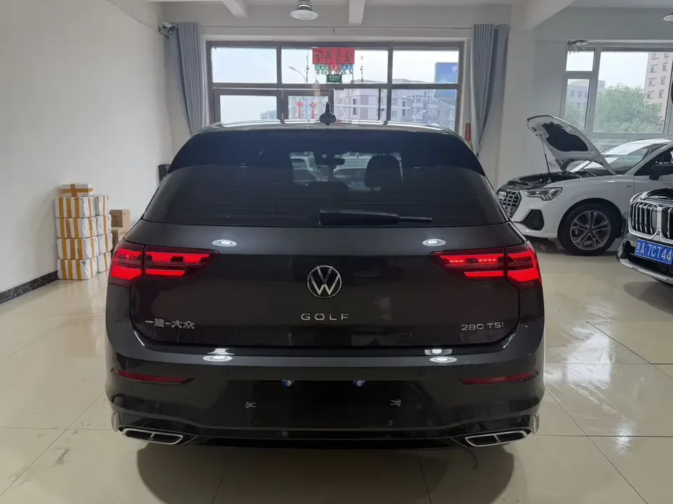 Volkswagen Golf golf 2023 280TSI DSG R-Line Lite 2023 — thumbnail 2
