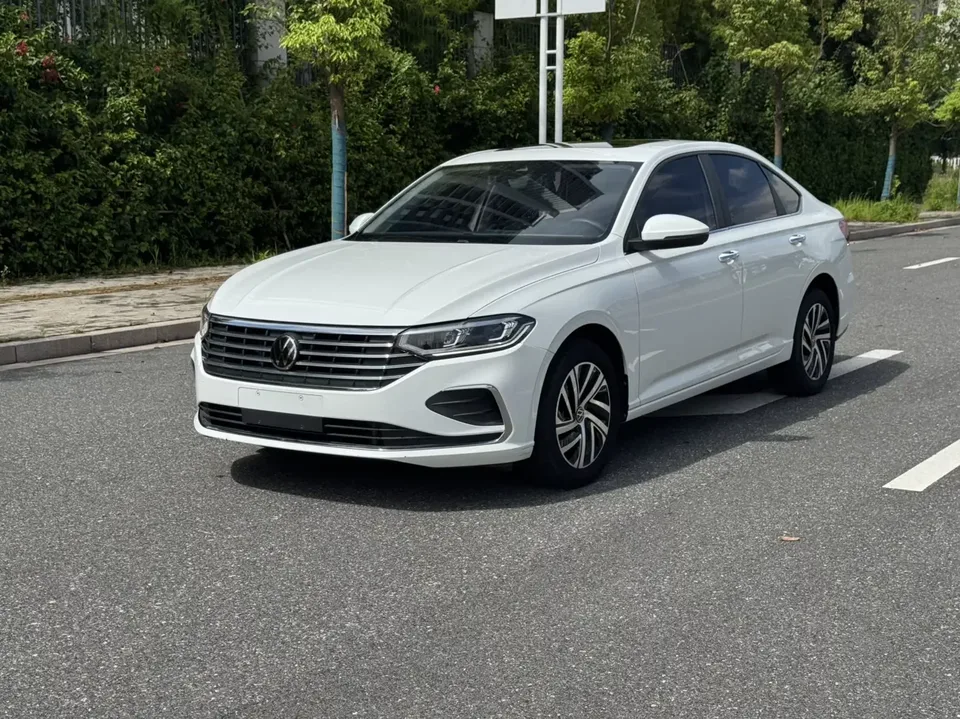 Volkswagen Lavida Lavida 2023 300TSI DSG Full Elegance Edition 2024 — photo 1, buy with delivery to Moscow