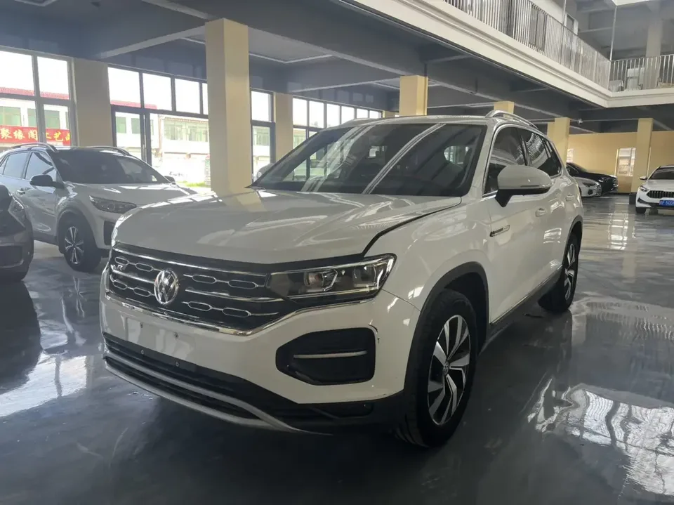 Volkswagen Tayron Tanyue 2022 280TSI 2WD Luxury Smart Edition 2022 — photo 1, buy with delivery to Moscow