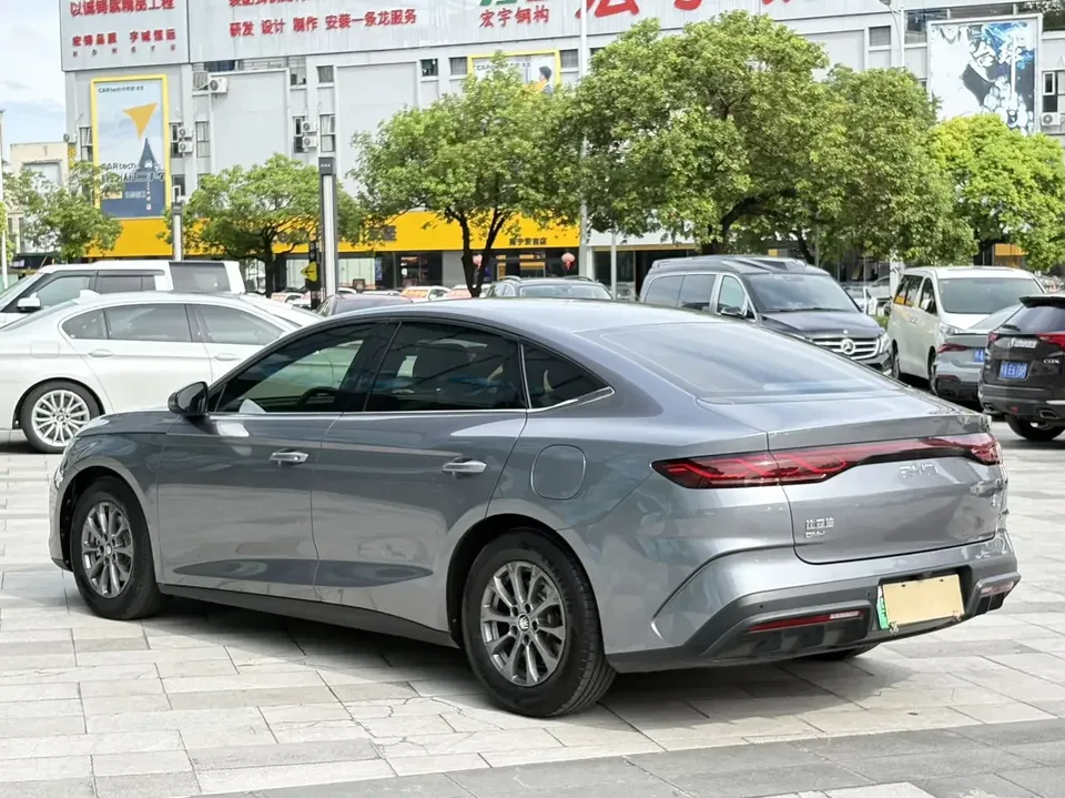 BYD Qin L DM Qin L DM 2024 DM-i 80KM Leading Type 2024 — thumbnail 5