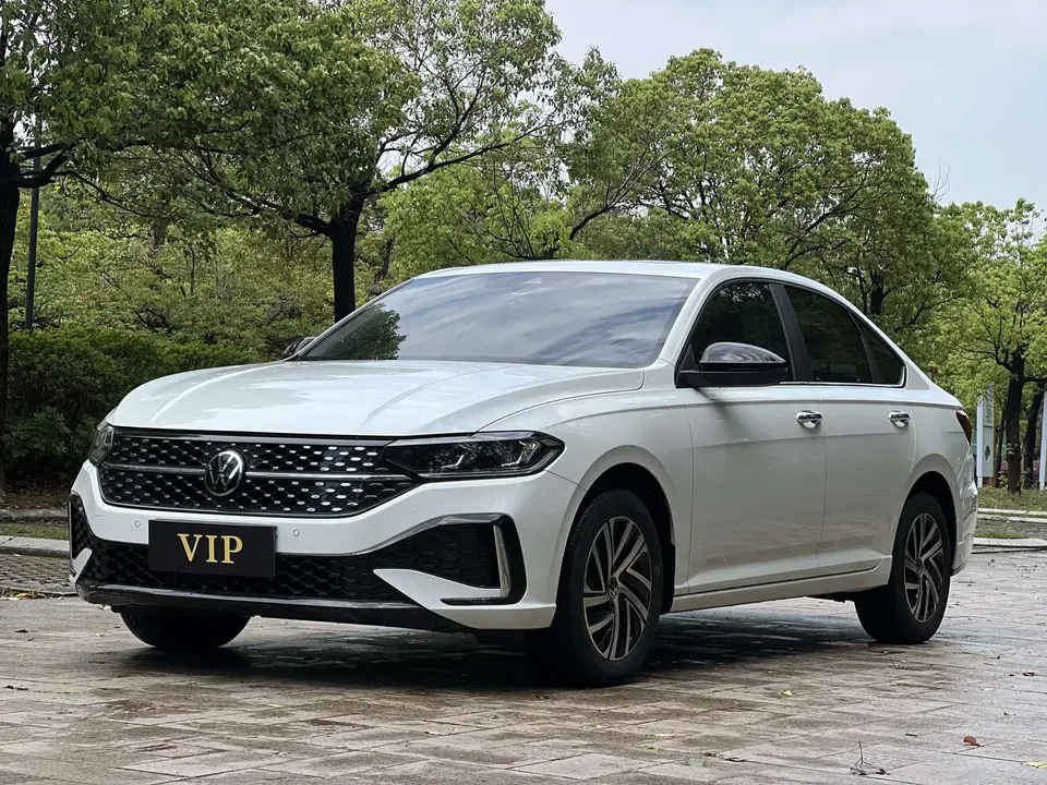 Volkswagen Lavida Lavida 2024 300TSI DSG Starry Sky Leading Edition 2025 — photo 1, buy with delivery to Moscow