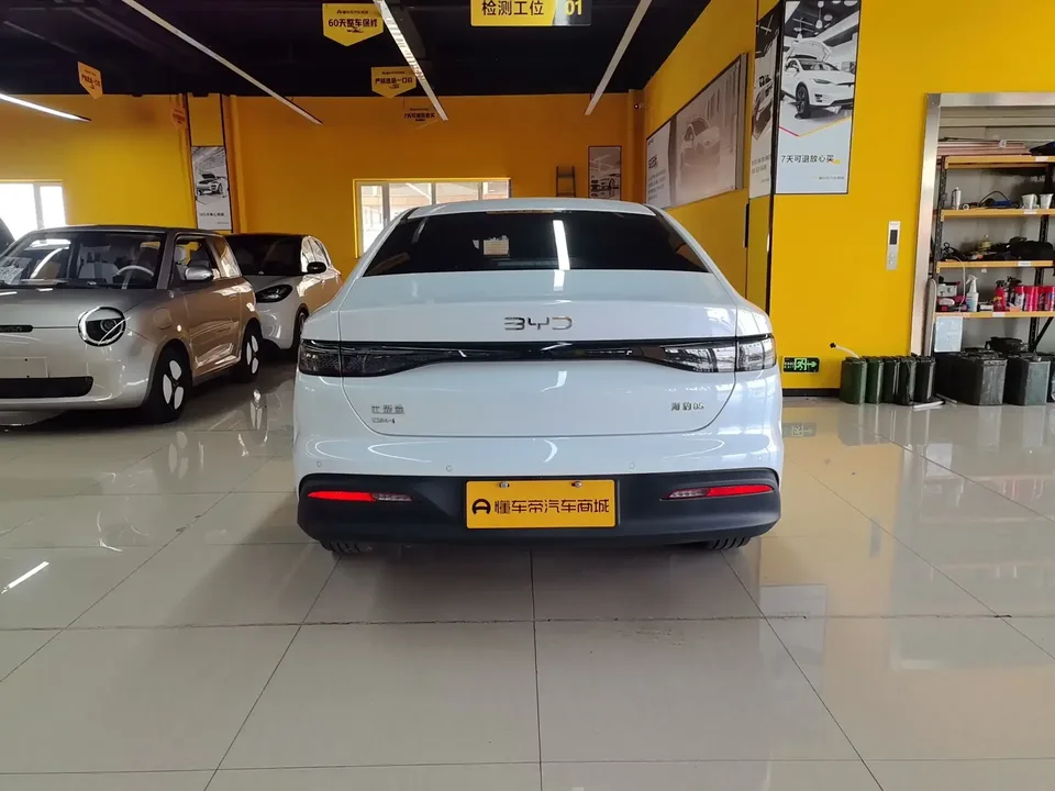 BYD Seal 05DM Seal 05DM 2025 DM-i 55KM Deluxe Smart Driving Edition 2026 — thumbnail 2