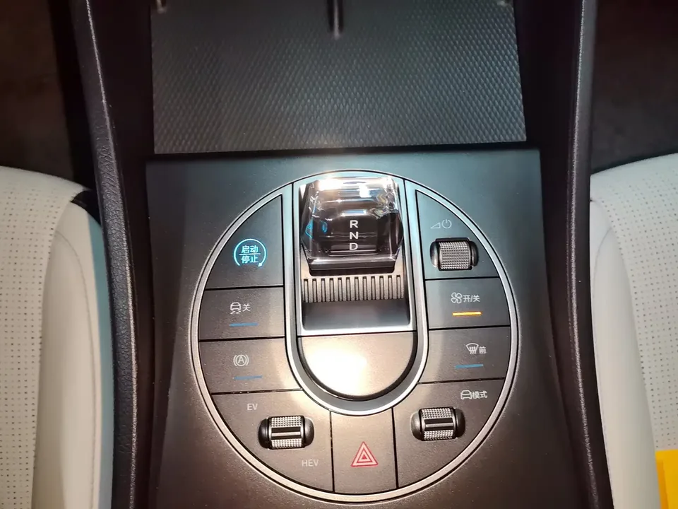 BYD Seal 05DM Seal 05DM 2025 DM-i 55KM Deluxe Smart Driving Edition 2026 — thumbnail 4