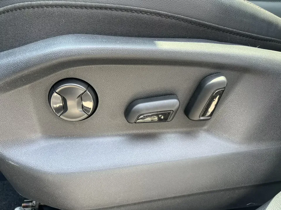 Volkswagen Tharu tuyue 2022 280TSI 2WD Deluxe Edition 2022 — thumbnail 4