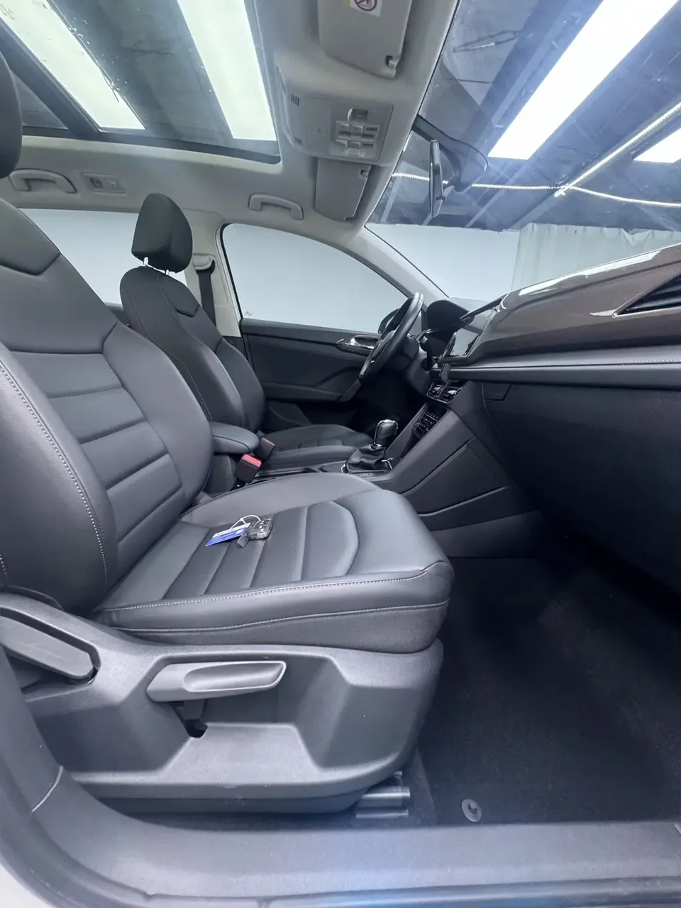 Volkswagen Tharu tuyue 2022 280TSI 2WD Deluxe Edition 2022 — thumbnail 5