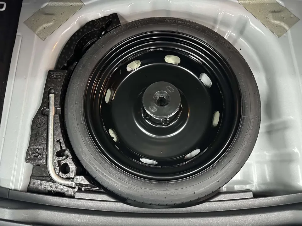 Volkswagen Tharu tuyue 2022 280TSI 2WD Deluxe Edition 2022 — thumbnail 4