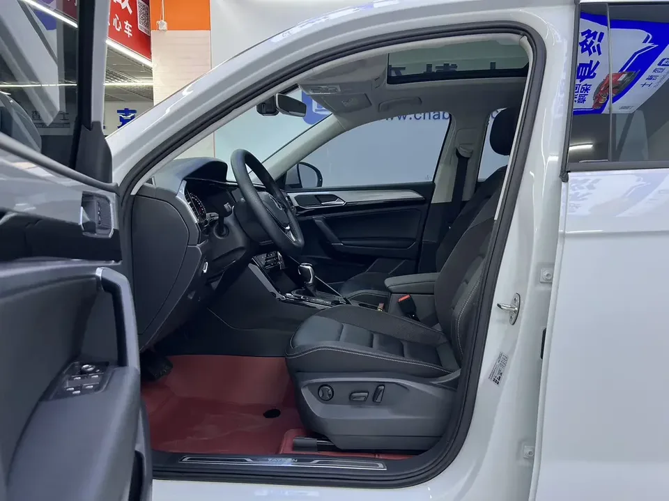 Volkswagen Tayron Tanyue 2022 280TSI 2WD Luxury Smart Edition 2022 — thumbnail 5