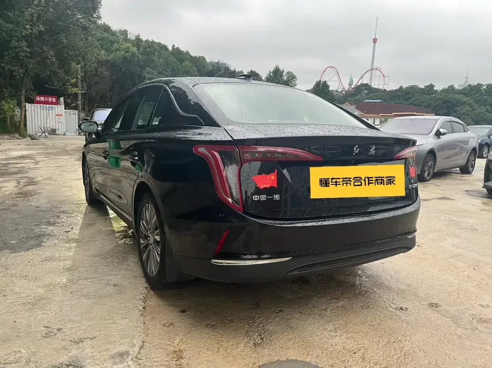 Hongqi E-QM5 Hongqi E-QM5 2023 Modified basic travel version 2023 — thumbnail 4