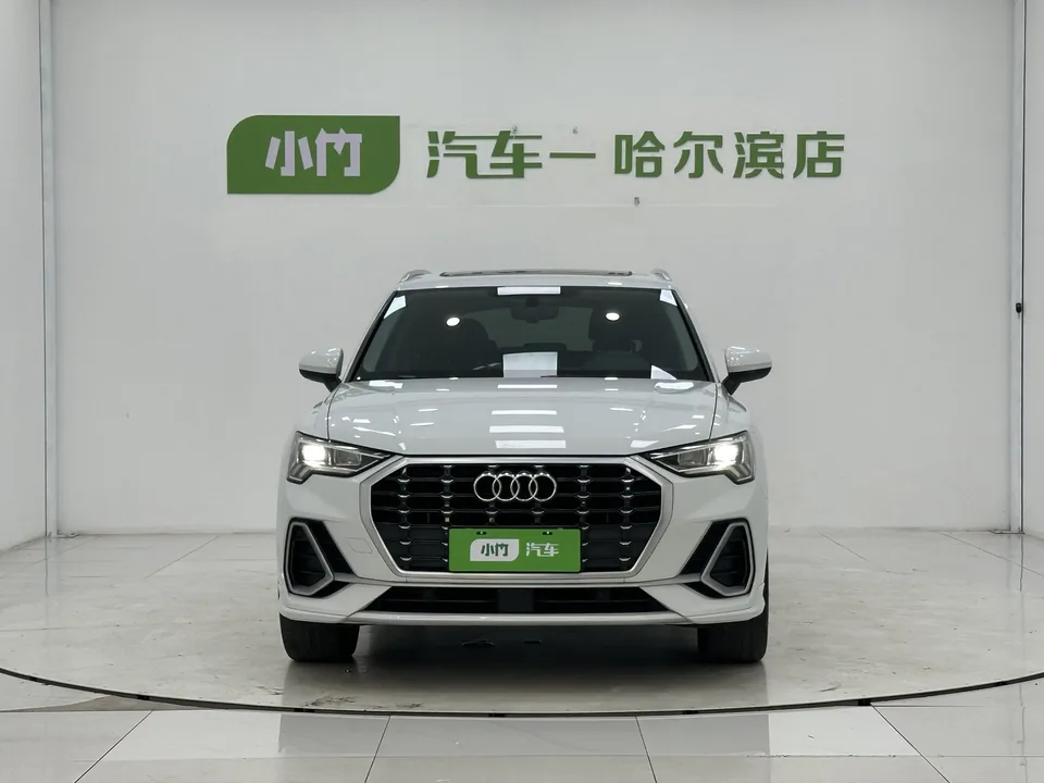 Audi Q3 Audi Q3 2022 35 TFSI Stylish Dynamic 2022 — photo 1, buy with delivery to Moscow