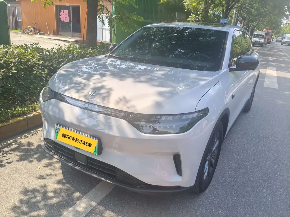 Leapmotor Zero running C11 Zero running C11 2023 500 Comfort Edition 2023 — photo 1, buy with delivery to Moscow