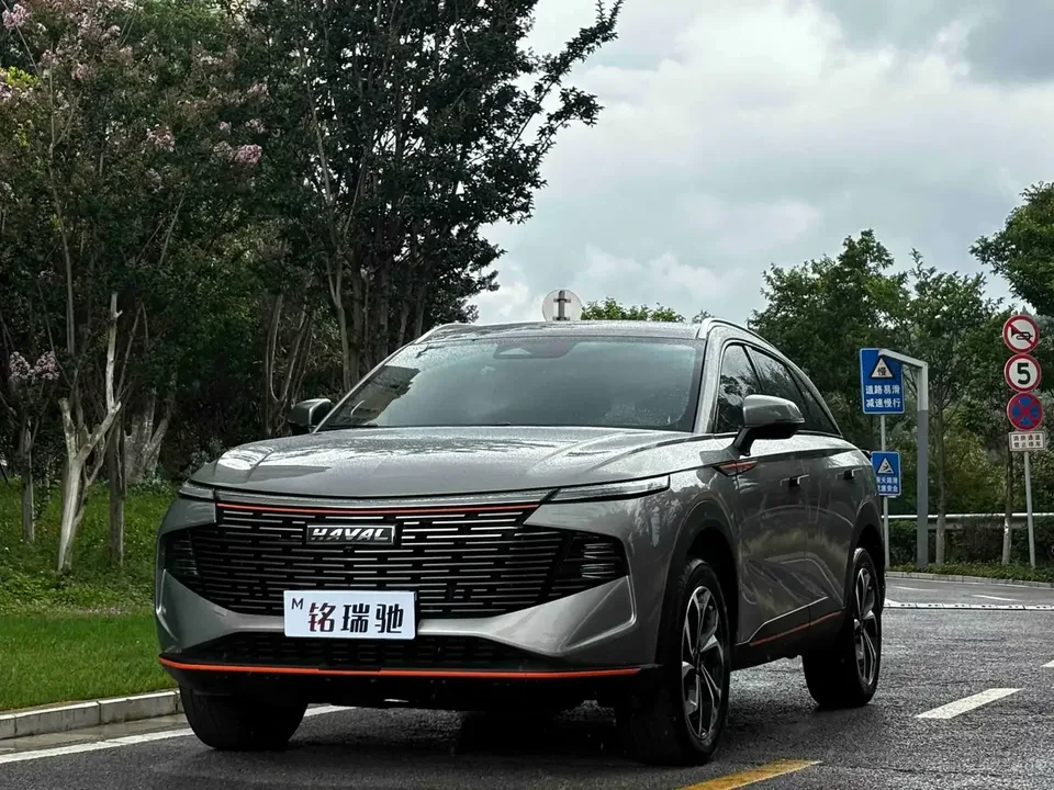 Haval Shenshou Harvard mythical beast 2022 1.5T Smart Edition DHT 2022 — фото 1, купить с доставкой в Москву