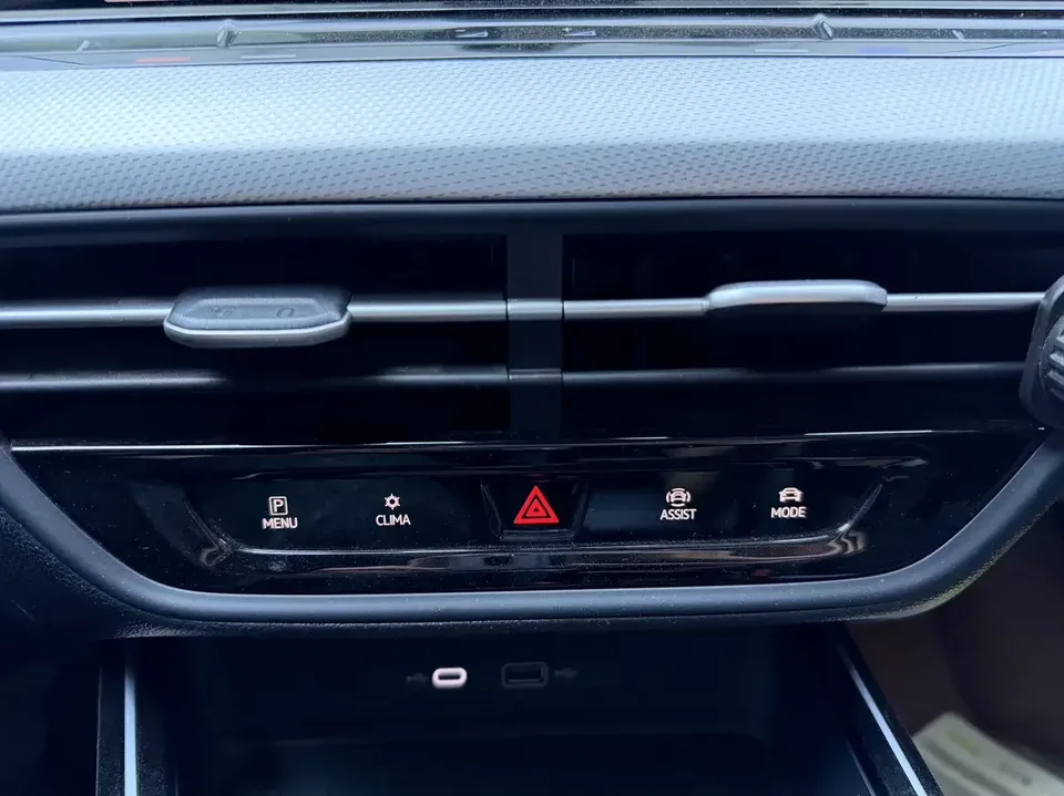 Volkswagen Lamando Lingdu 2022 Lingdu L 280TSI DSG Cool Edition 2023 — миниатюра 3