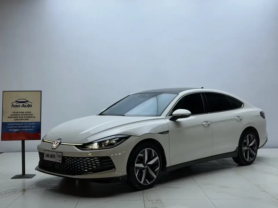Volkswagen Lamando Lingdu 2022 Lingdu L 280TSI DSG Cool Edition 2023 — photo 1, buy with delivery to Moscow