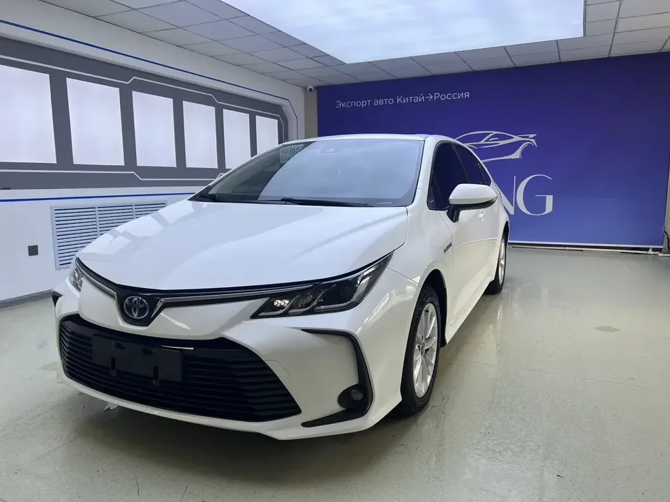 Toyota Corolla Corolla 2019 Dual Engine 1.8L E-CVT GL-i Elite Edition 2022 — фото 1, купить с доставкой в Москву