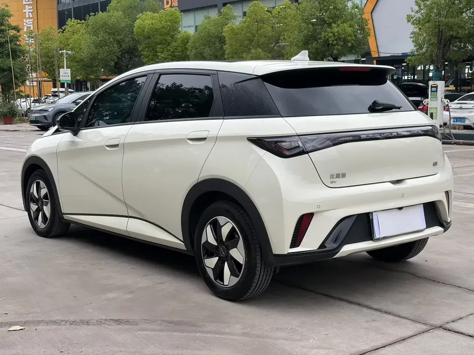 BYD Dolphin dolphin 2024 Honor Edition 420km Fashion Edition 2024 — thumbnail 2
