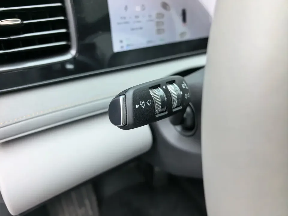 BYD Sea Lion 06DM Sea Lion 06DM 2025 DM-i 205KM Navigator Pro Edition 2025 — thumbnail 4