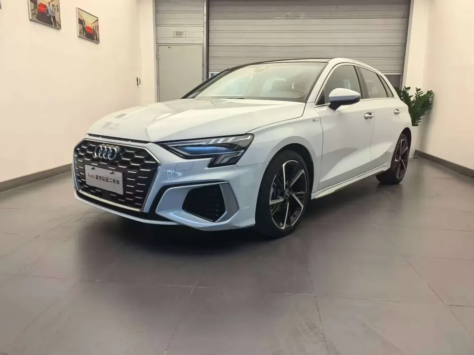 Audi A3 Audi A3 2023 Sportback 35 TFSI Stylish and sporty 2024 — photo 1, buy with delivery to Moscow